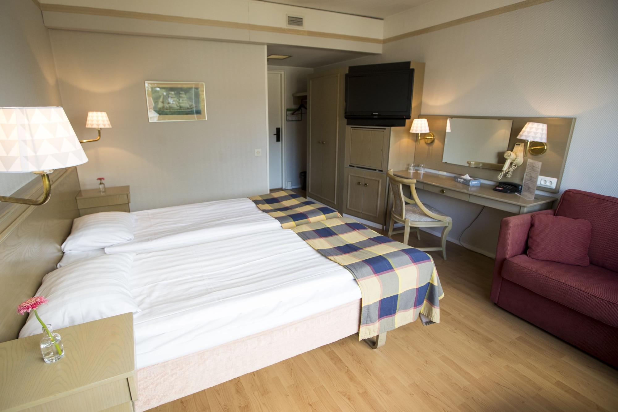 Hotel Adlon Mariehamn Exterior photo